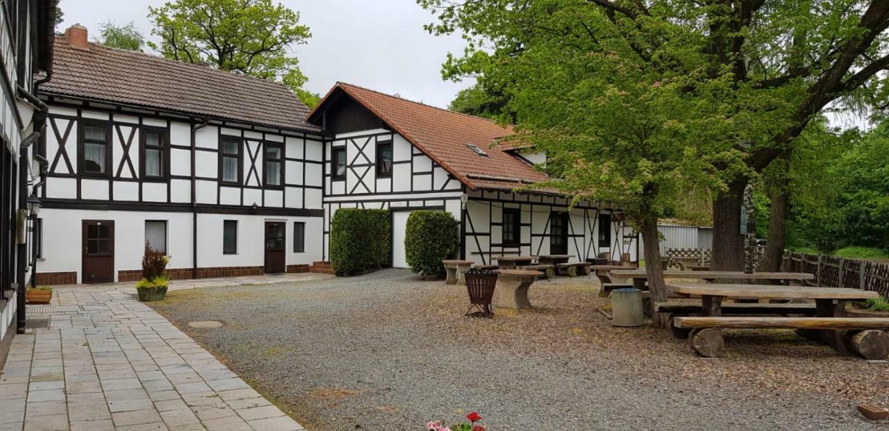 Отель Sternhaus-Harz Gernrode  Экстерьер фото